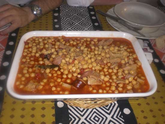 callos con garbanzos